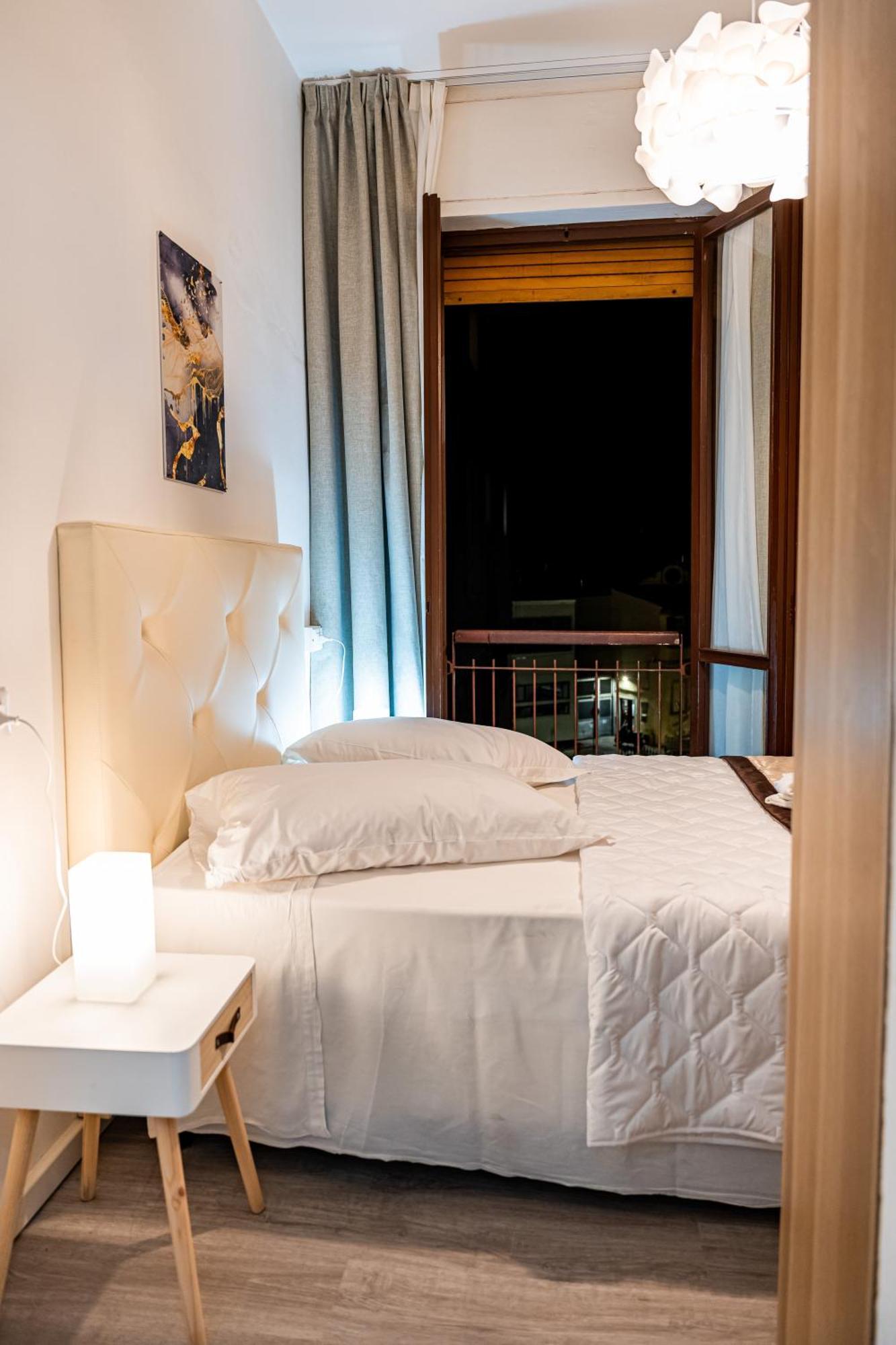 Florence Rooms Novella Eksteriør billede
