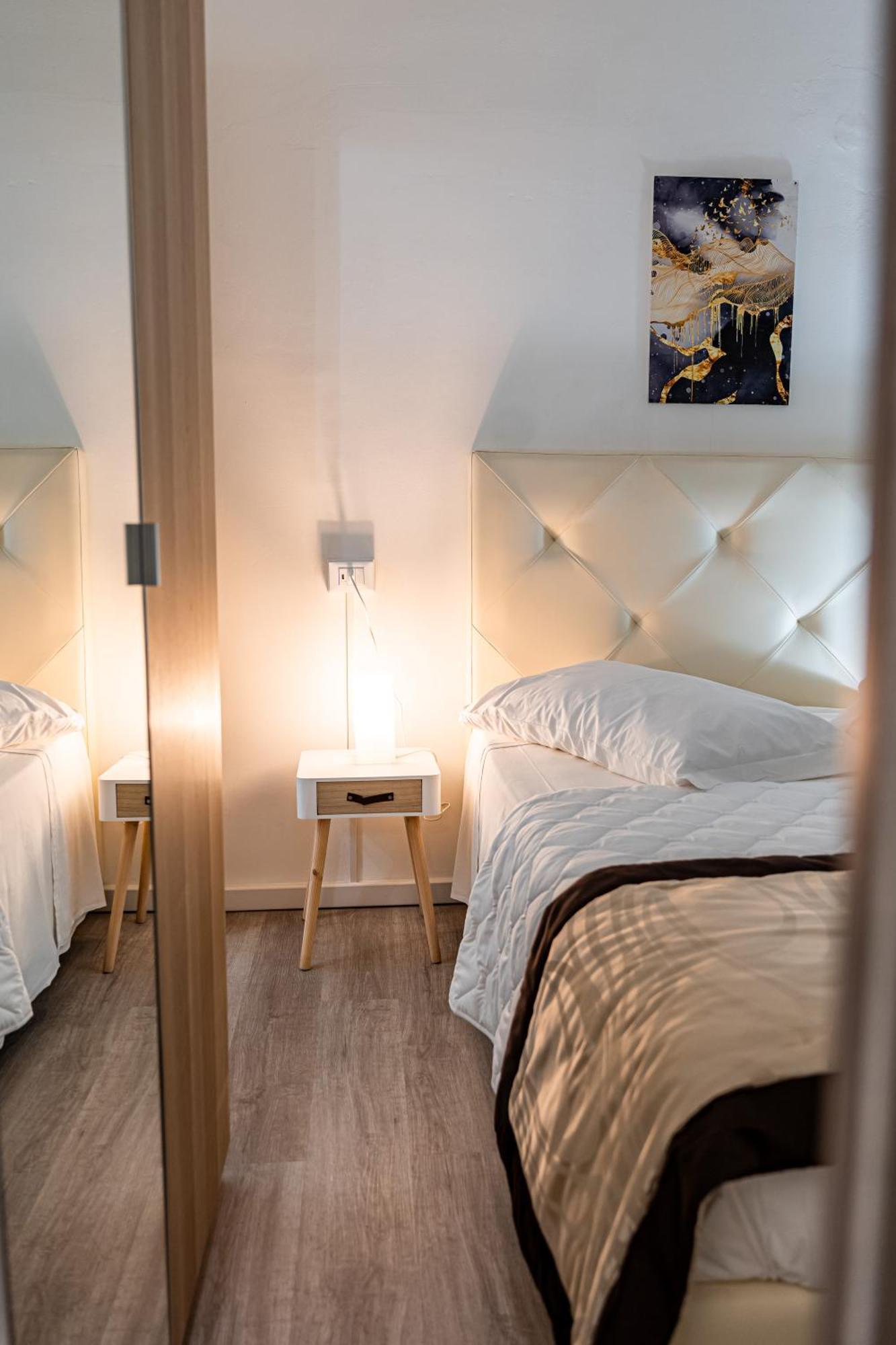 Florence Rooms Novella Eksteriør billede